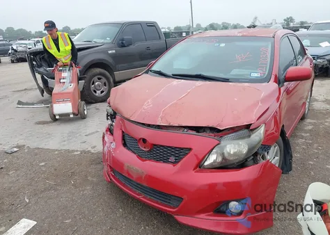2010 Toyota Corolla S z USA, uszkodzony, nr VIN 1NXBU4EE0AZ291338